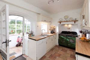 Kitchen- click for photo gallery